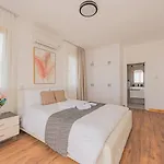 Telmar Royal Sea View Mazotos