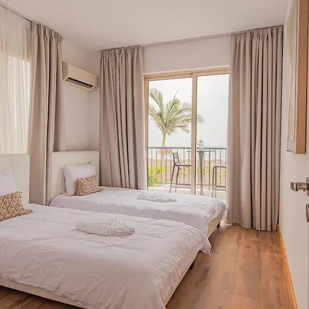 Telmar Royal Sea View Vakantiehuis *