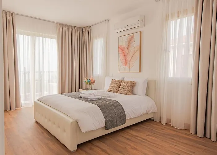 Telmar Royal Sea View